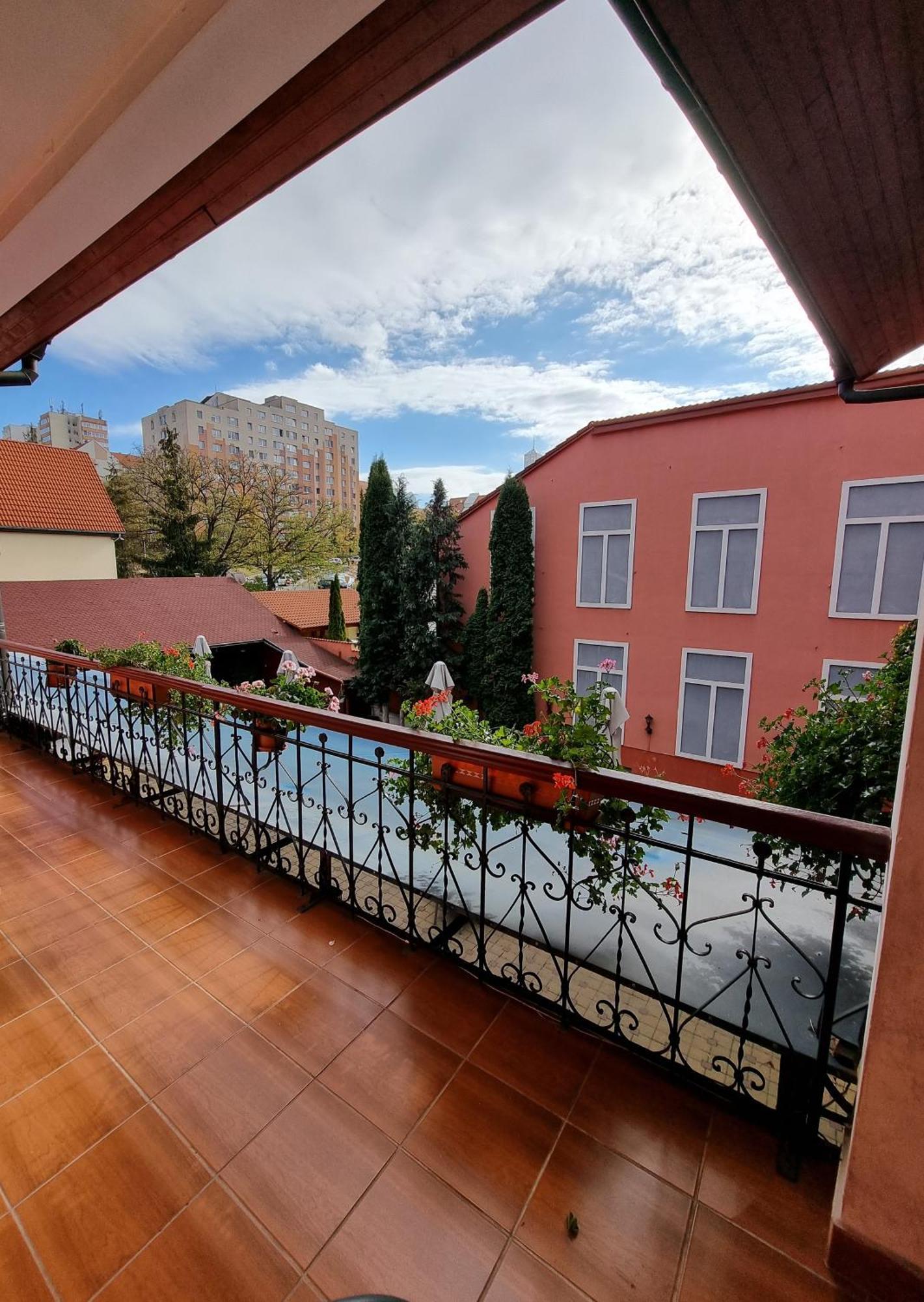 Pensiunea Korona And Restaurant Miercurea Ciuc Exteriör bild